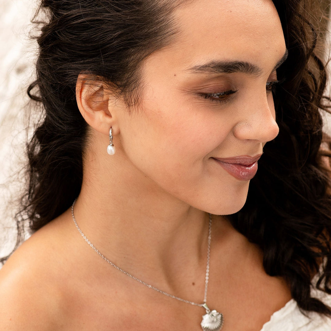 "Elaris" – 925 Silver Hoop Earrings with Real Freshwater Pearl