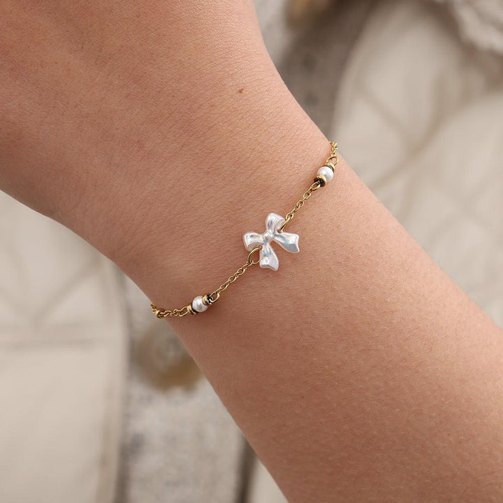 „Elasira“ Pearl Dots And Butterfly