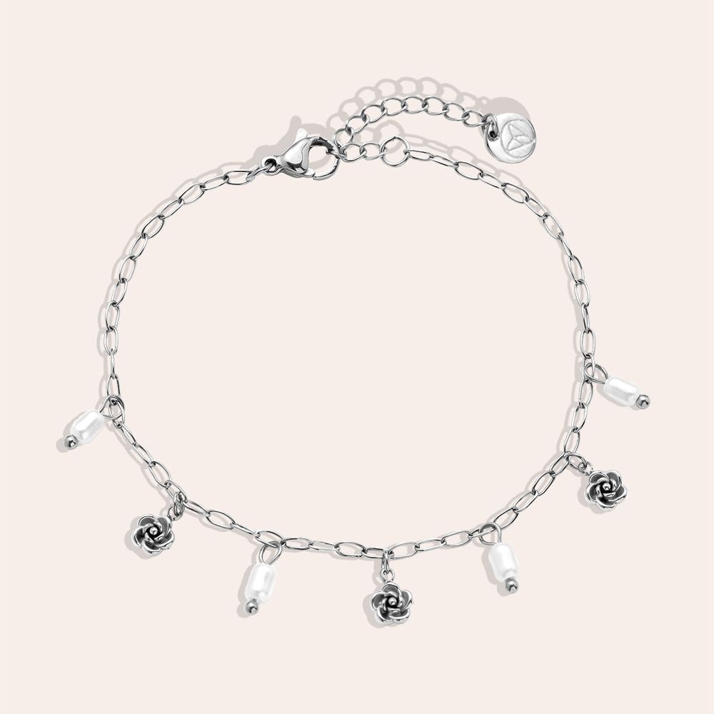 „Ilanora“ Mini Flower And Pearl Armband