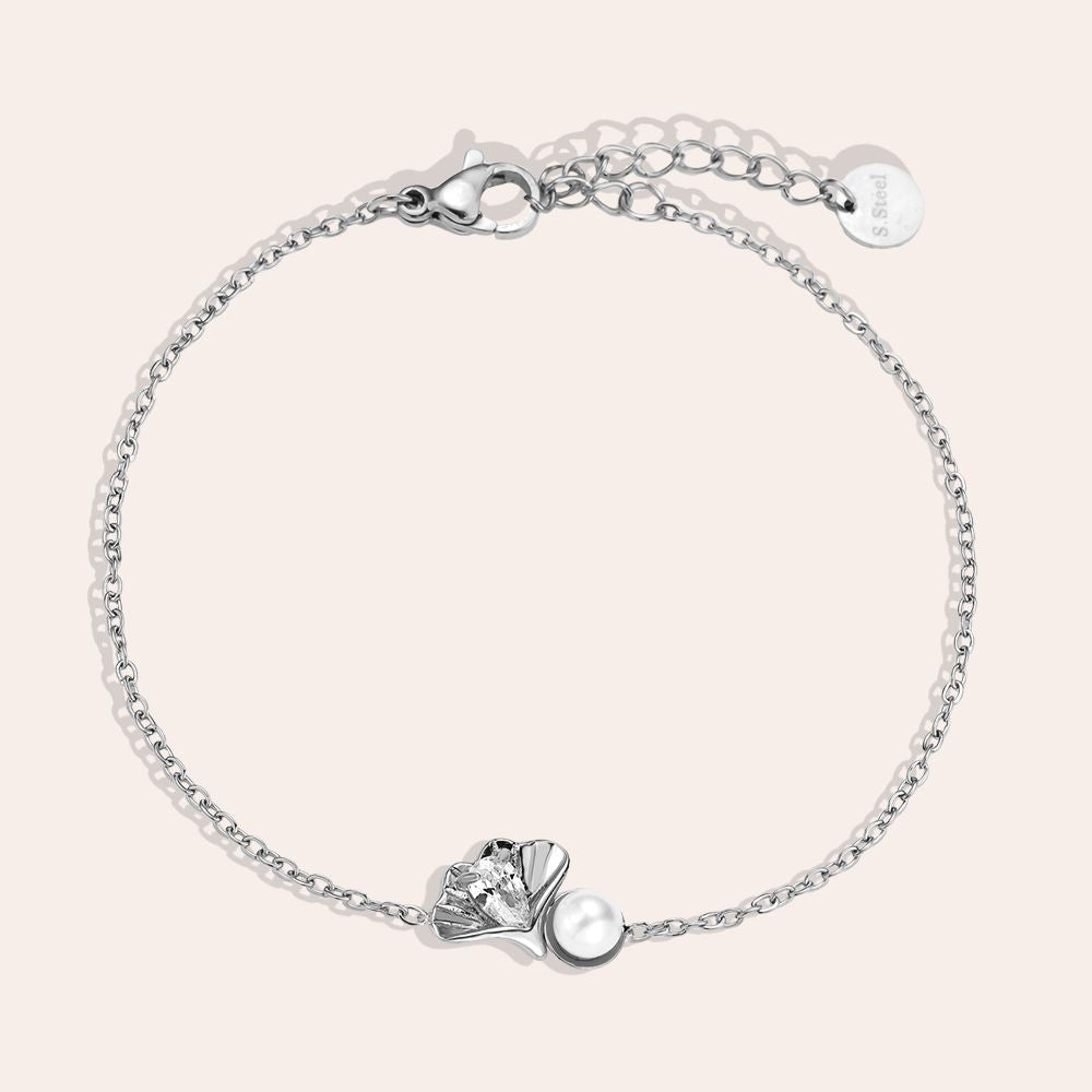 "Ivivia" Shell and Pearl Bracelet