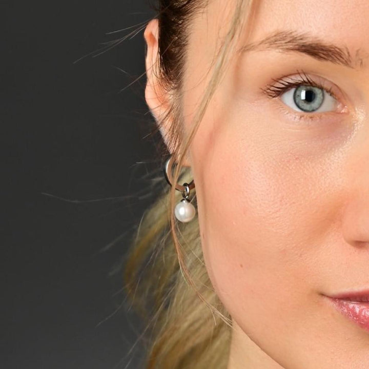 “Maraniel” – Hoop Earrings with Pearl Pendant