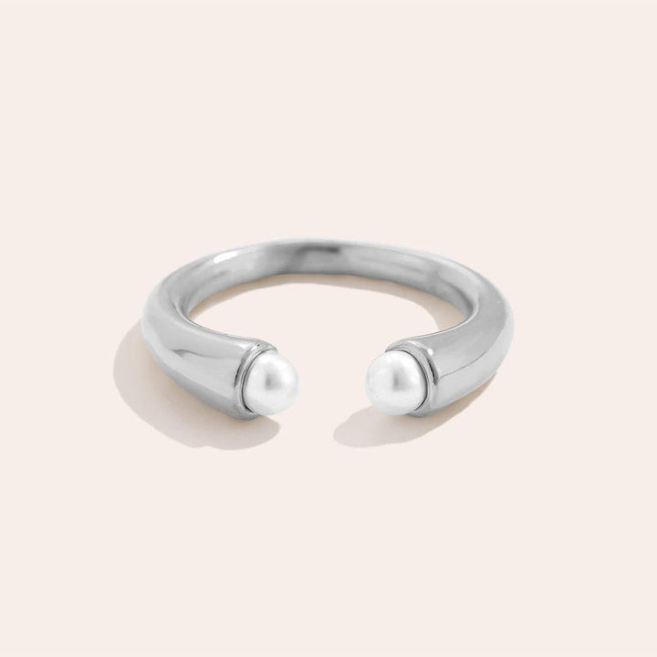 „Meliviva“ Towards Pearl Ring